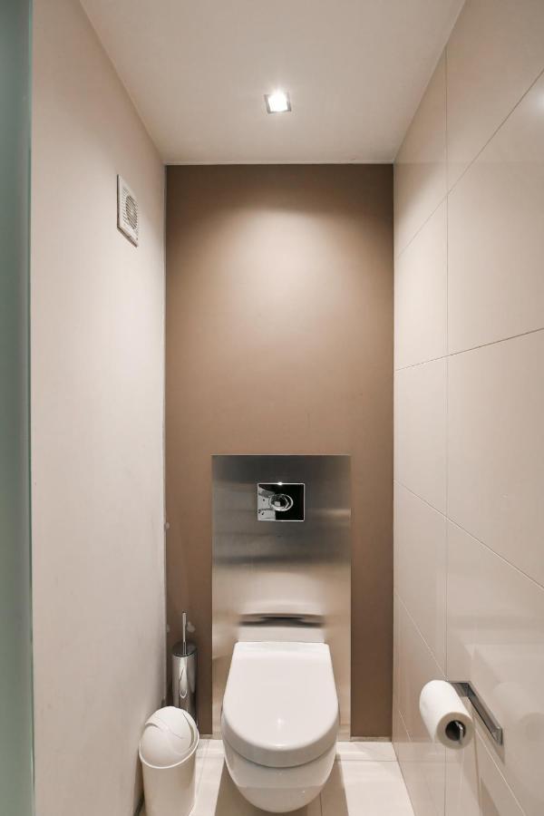 Luxury Central Penthouse With Sauna, Terrace, 250M2, 5Bdrm, 3Bthrm Praha Eksteriør bilde